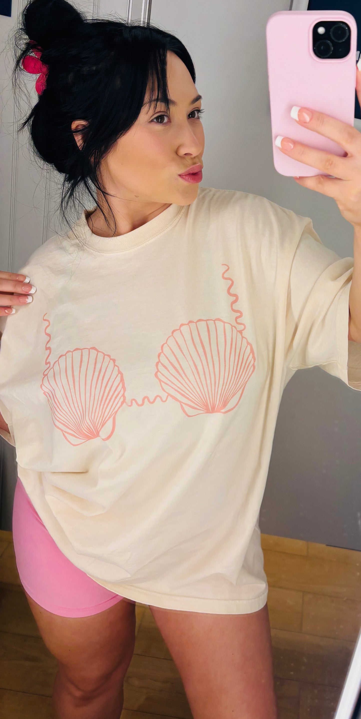 Seashell Bikini Graphic Tee on Ivory